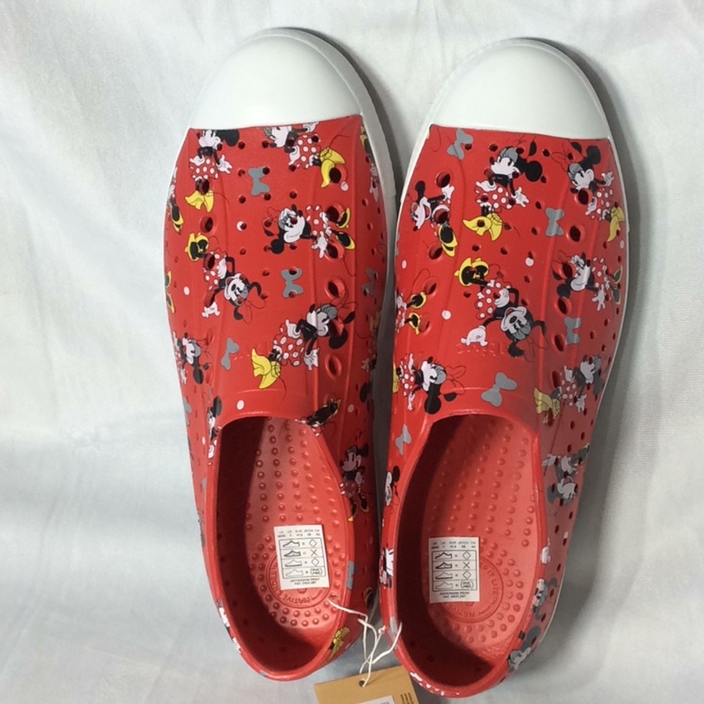 Disney parks x native shoes new